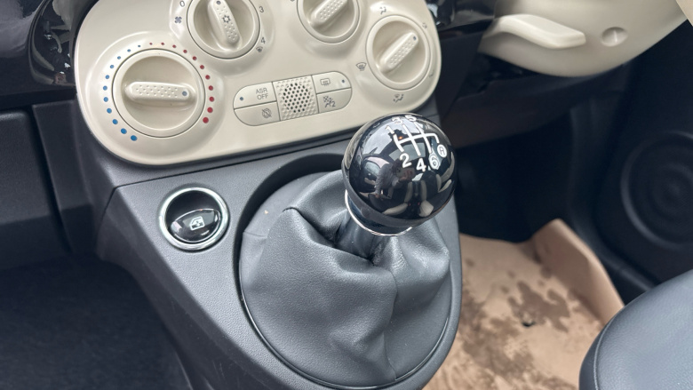 Fiat 500 1.0 Mild Hybrid Dolcevita [Part Leather] 3dr Petrol Hatchback